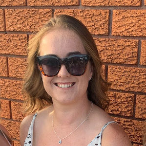 Meet your Posher, Moira